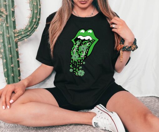 St Patrick's Day Dripping Lips Tshirt, Shamrock Lips Shirt, Cute Patrick Day Shirt, Lips Tongue Shirt