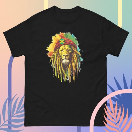 Jamaican Rasta Lion with Jamaica Flag Reggae Vibes Men's Classic T-shirt