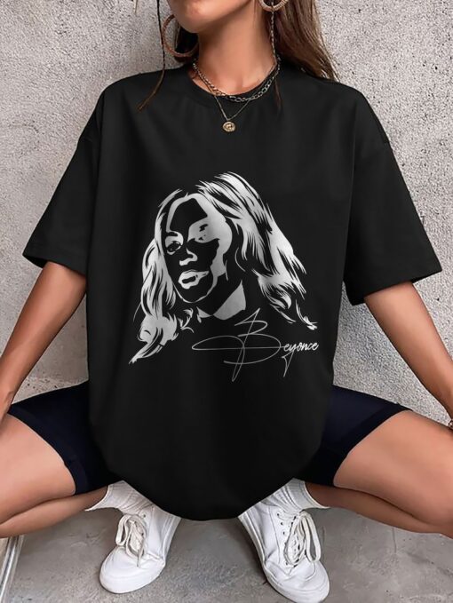 Beyoncé 2023 Shirt | Renaissance World Tour | Disco Horse T-Shirt | Music T-Shirt | Thick T-Shirt | Beyonce Shirt