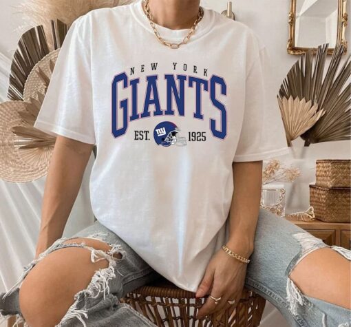 Retro New York Giants T-shirt, New York Giants Shirt, Giants Football Crewneck, New York Giants Gift