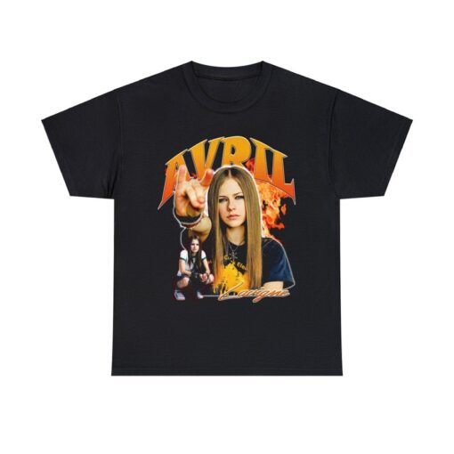 Avril Lavigne T-Shirt - Avril Lavigne Shirt - Avril Lavigne Tee - Vintage Shirt - Rock Shirt - Punk Shirt - Unisex Heavy