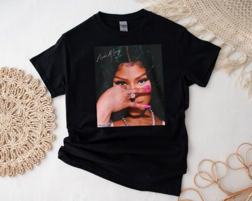 Nicki Minaj Shirt, Nicki Minaj Tour TShirt, Nicki Minaj Merch, Nicki Minaj Fan, Nicki Minaj Crewneck Sweatshirt