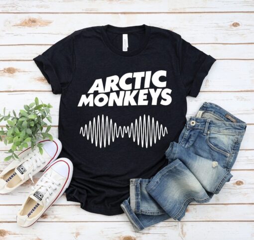 ARCTIC MONKEYS Shirt, New year GIFT, Christmas gift, Music Lover tee, Concert gift, vintage , Arctic Monkeys t-shirt