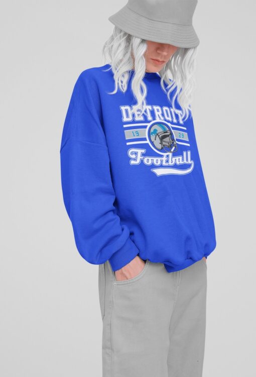 Vintage Detroit Football Crewneck Sweatshirt , T-Shirt, Lions Sweatshirt