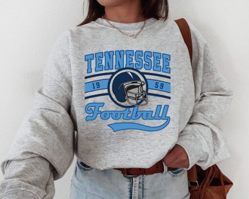 Vintage Tennessee Football Crewneck Sweatshirt / T-Shirt, Titans Shirt, Titans Fan Gift, Tennessee T-Shirt