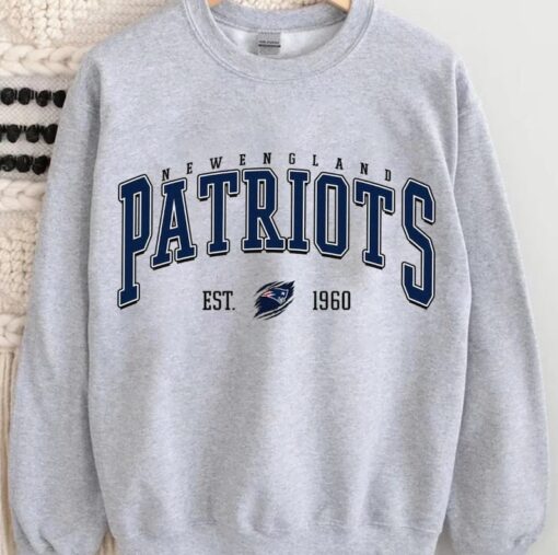 New England Football Shirt, Vintage Style New England Football Crewneck, Football Sweatshirt, New England Sweatshirt