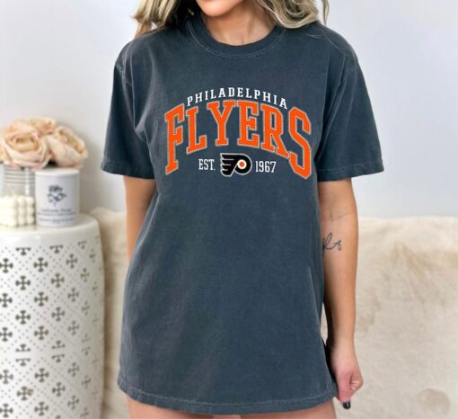 Vintage Philadelphia Flyers Sweatshirt, Philadelphia Flyers Hockey Shirt, Philadelphia Hockey Sweater, Hockey Fan Gifts