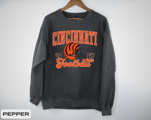 Cincinnati Football Vintage Style Sweatshirt, Cincinnati Football Sweater, Cincinnati Crewneck