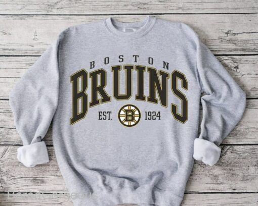 Vintage Boston Bruins Hockey Sweatshirt, Bruins Tee, College Sweater, Hockey Fan Shirt, Boston Hockey Shirt