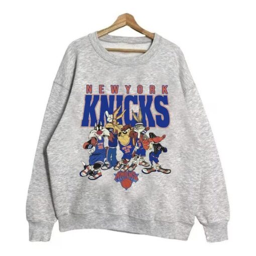 Vintage New York Looney Tunes Sweatshirt  T-Shirt, Knicks Basketball 2022-23 Shirt, Unisex T-shirt Sweater Hoodie