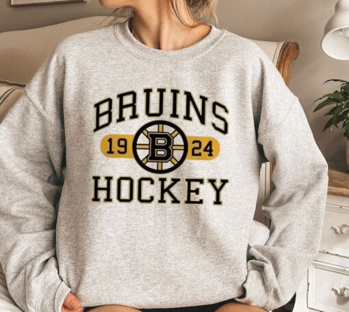 Vintage Boston Bruins Shirt, Boston Bruins Hockey Sweatshirt, Boston Hockey T-shirt, Hockey College Sweater