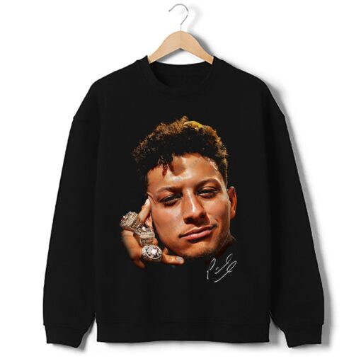 Patrick Mahomes T-Shirt Superbowl Champ 3 Rings Greatest Of All Time GOAT T-Shirt