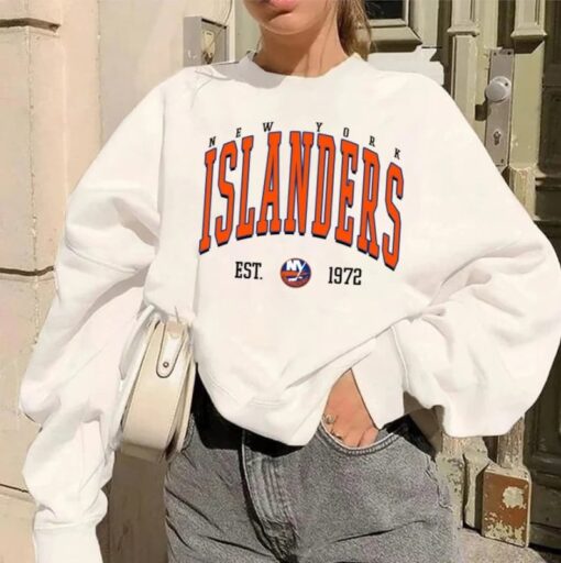 New York Islanders Crewneck, Vintage Style New York Islanders Sweatshirt, New York Hockey Crewneck, College Sweatshirt