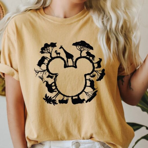 Comfort Colors® Disney Hakuna Matata Tee