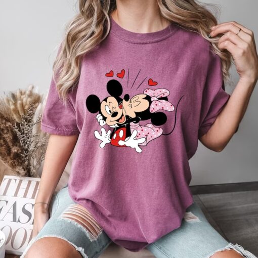 Comfort Colors® Mickey And Minnie Valentines Day T-Shirt