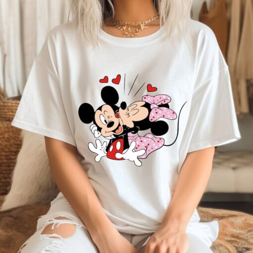 Comfort Colors® Mickey And Minnie Valentines Day T-Shirt