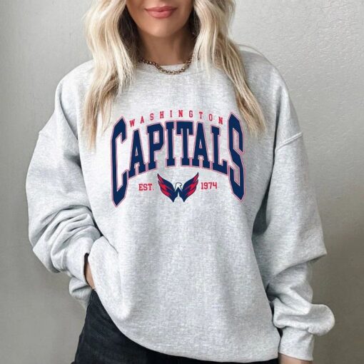 Vintage 90s Washington Capitals Hockey Sweatshirt