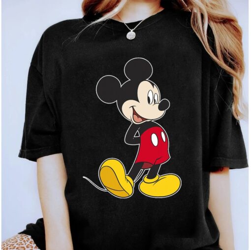 Disney Mickey Mouse and Friends Traditional Portrait Shirt Disneyland