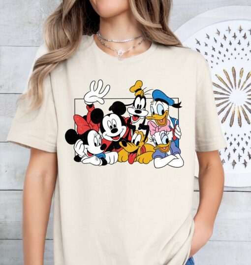 Disney Mickey and Friends The Gang Funny Disneyland Family Matching Sh