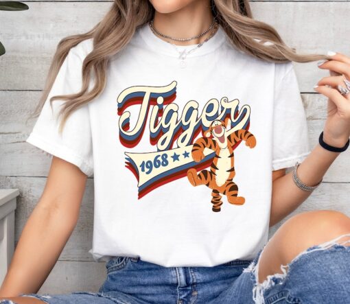 Disney Winnie the Pooh Americana Tigger Collegiate 1968 Shirt