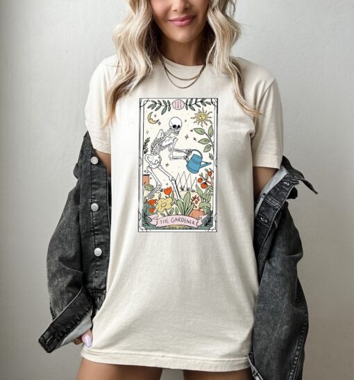 The Gardener Tarot T-Shirt, Gardening Shirt, Tarot Card Shirt