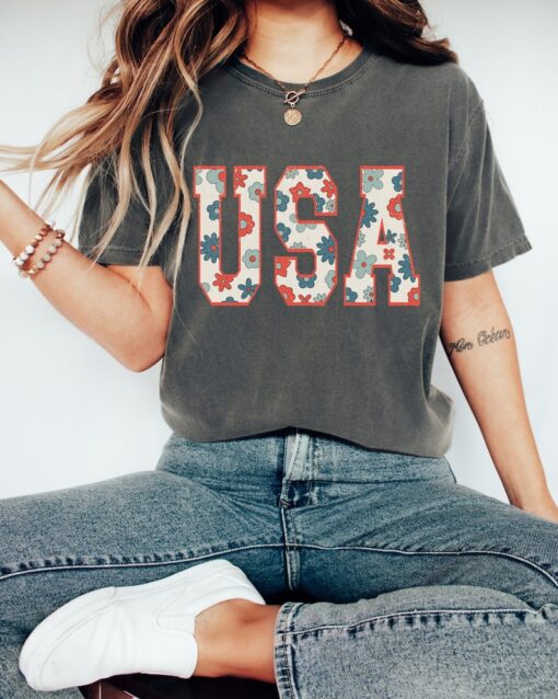 Retro USA Comfort Colors Graphic Tee | 4th of July Shirt