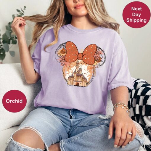 Fall Minnie Ear T-Shirt, Fall Magic Kingdom Tee, Disney Fall Girl Tee