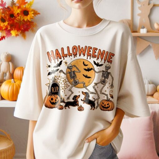 Halloween Skeleton Dancing With Dachshunds Shirt